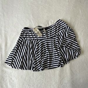 Black and white mini skirt